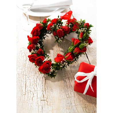 Red Roses on Wreath with Present - 3D Lenticular Postcard Greeting Card
