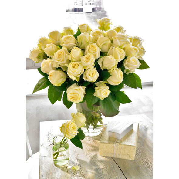 White Roses in a glass vase - 3D Lenticular Postcard Greeting Card